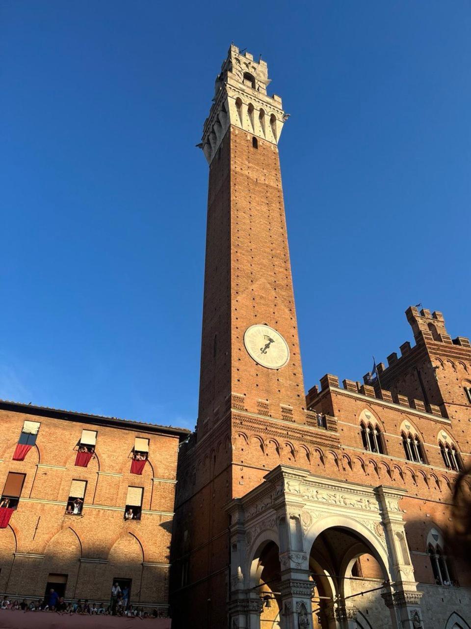 La Campanina-Nel Cuore Di Siena E Della Contrada Exterior photo
